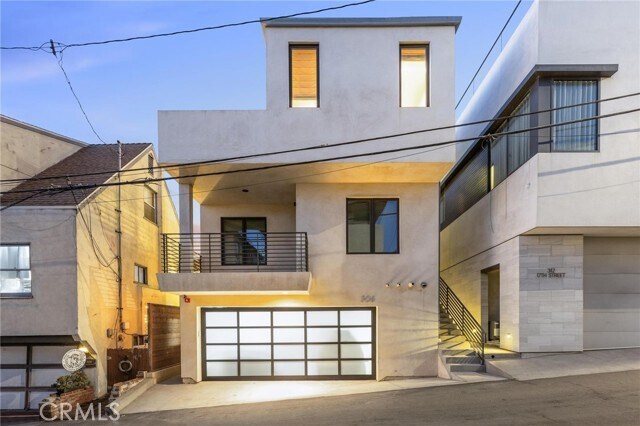 Building Photo - 308 17th St