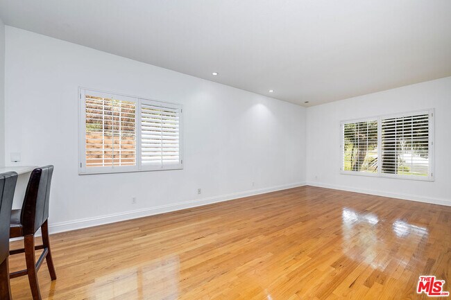 Building Photo - 6074 W 75th Pl
