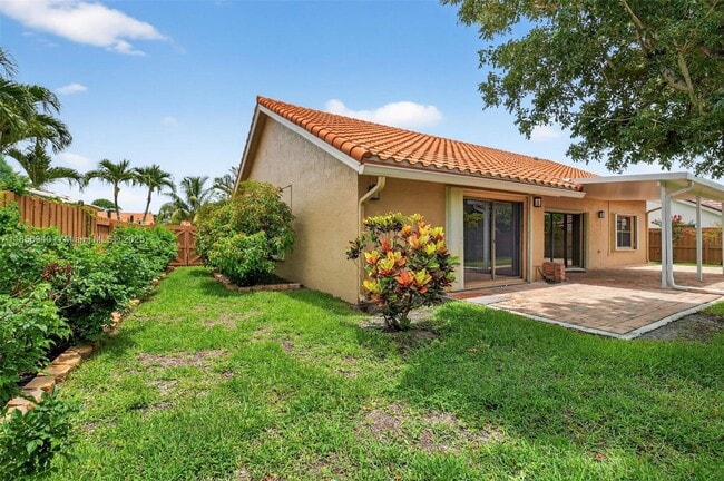 Building Photo - 9581 El Clair Ranch Rd