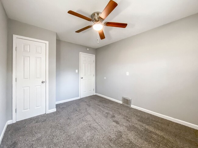 Building Photo - 11426 Applewood Dr