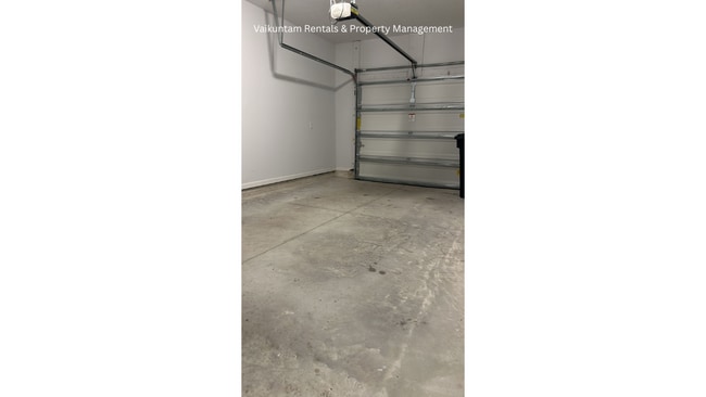 Building Photo - 36 Fieldfare Ln