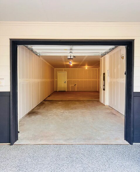 Building Photo - 14707 87th Ave SE