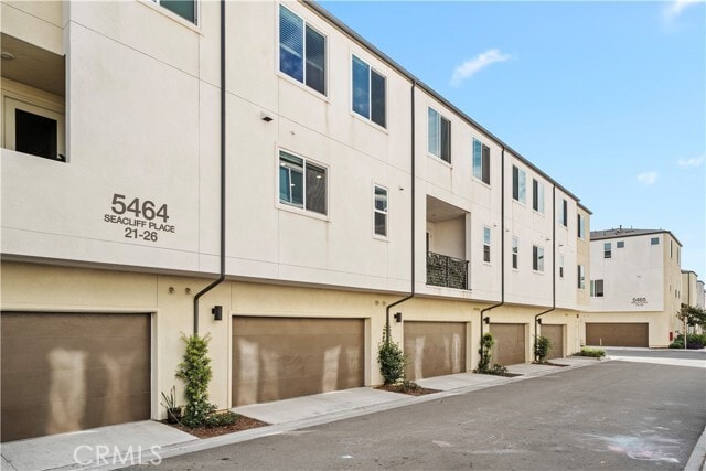 Building Photo - 5464 Seacliff Pl