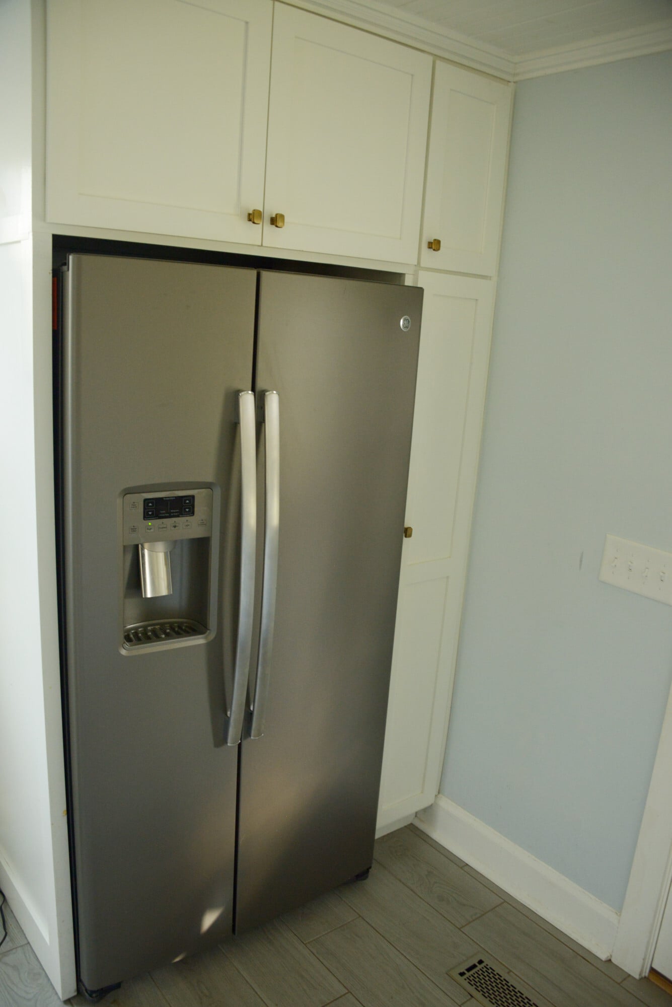 Refrigerator - 251 Tanksley Ave
