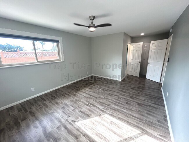 Building Photo - 1608 Mountain View Ave