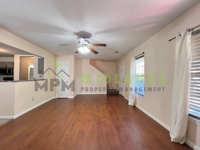 Building Photo - 168 Springway Dr