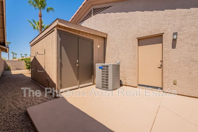Building Photo - 25818 S Hollygreen Dr