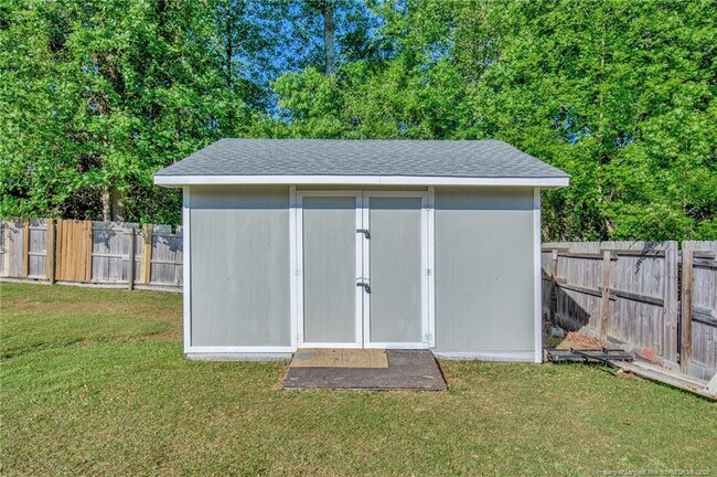 Building Photo - 132 Shellbark Dr