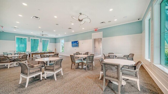 Building Photo - 10105 Canaveral Cir