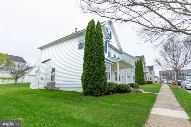 Building Photo - 341 Bullskin St