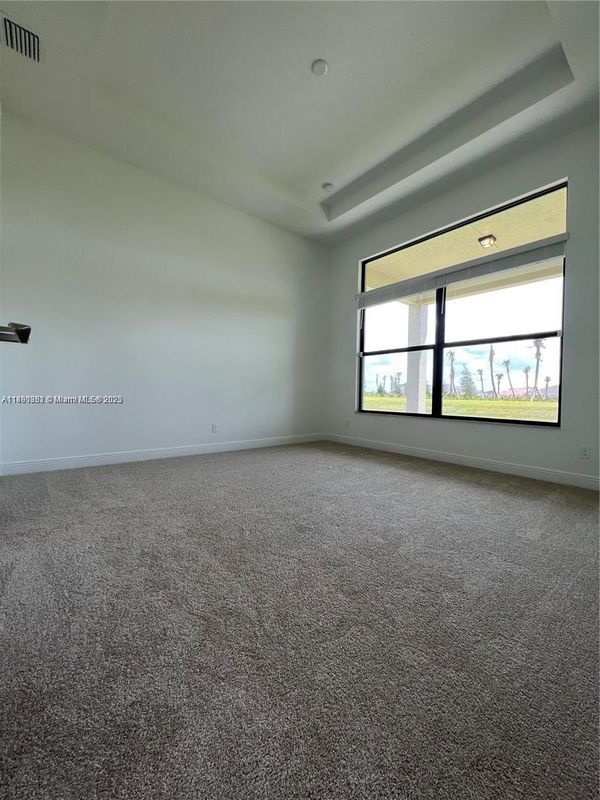 Building Photo - 9387 SW Pepoli Way