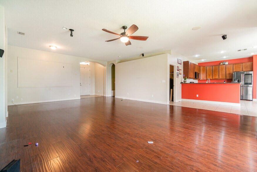 Building Photo - 11526 Wishing Well Ln
