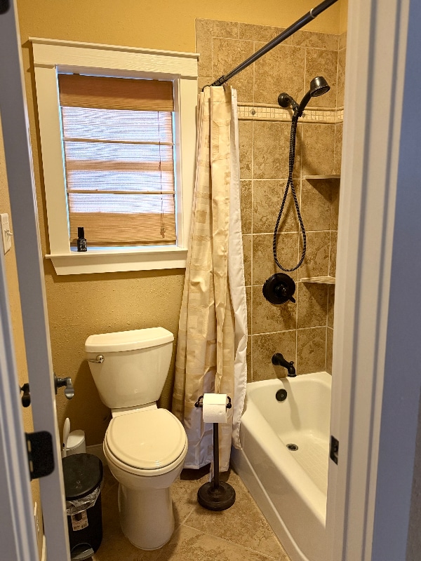 Building Photo - 3045 Red Bluff Cir