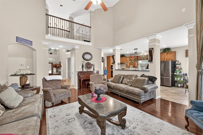 Building Photo - 6003 Dover Creek Ln