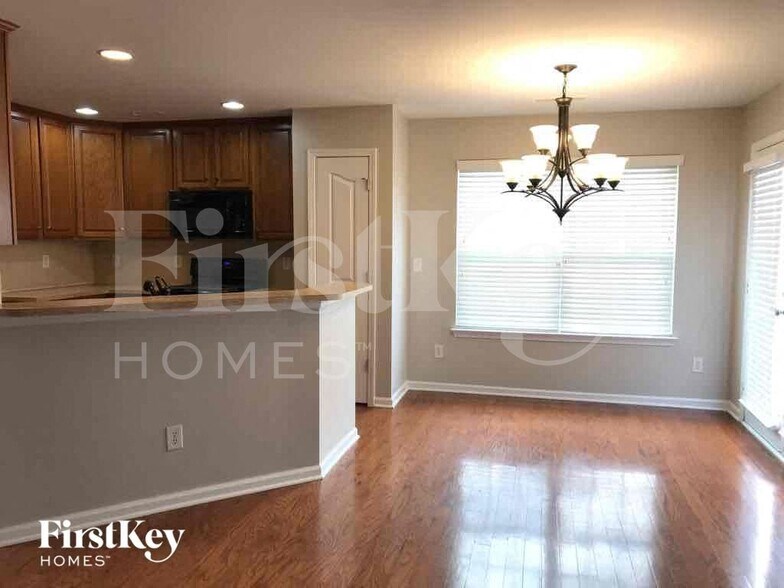 Building Photo - 1544 Moss Creek Dr