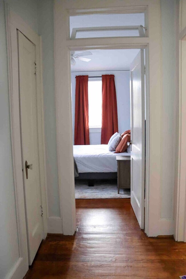 Building Photo - 1419 Franklin St