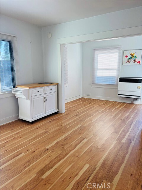 Building Photo - 274 Cliff Dr