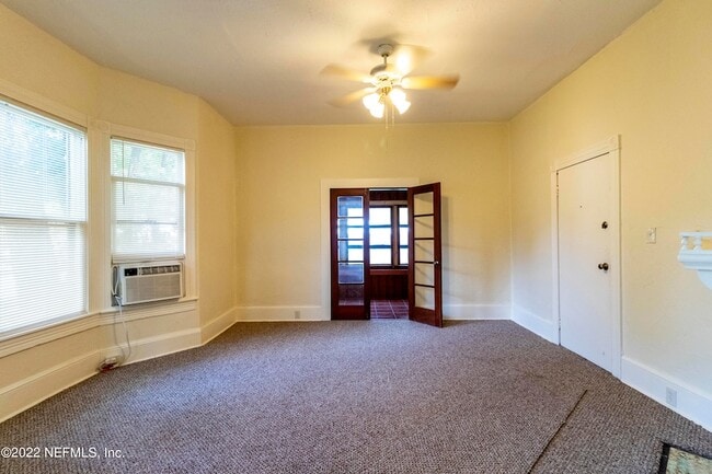 Building Photo - 24 Riberia St