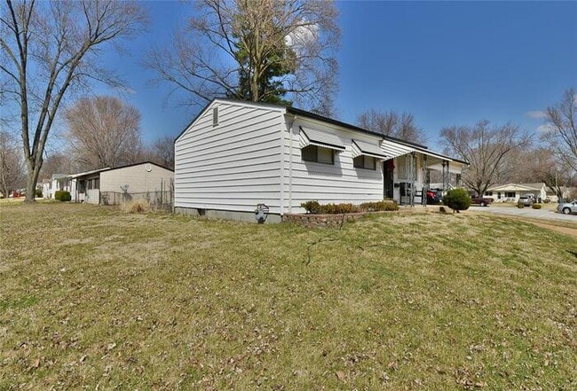 Building Photo - Fantastic 3bd/1ba home! Let yourself in!