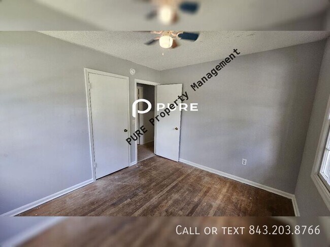 Building Photo - 364 Holly Ave