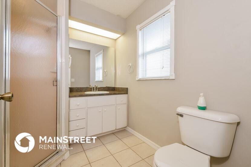 Building Photo - 7527 42nd Ct E