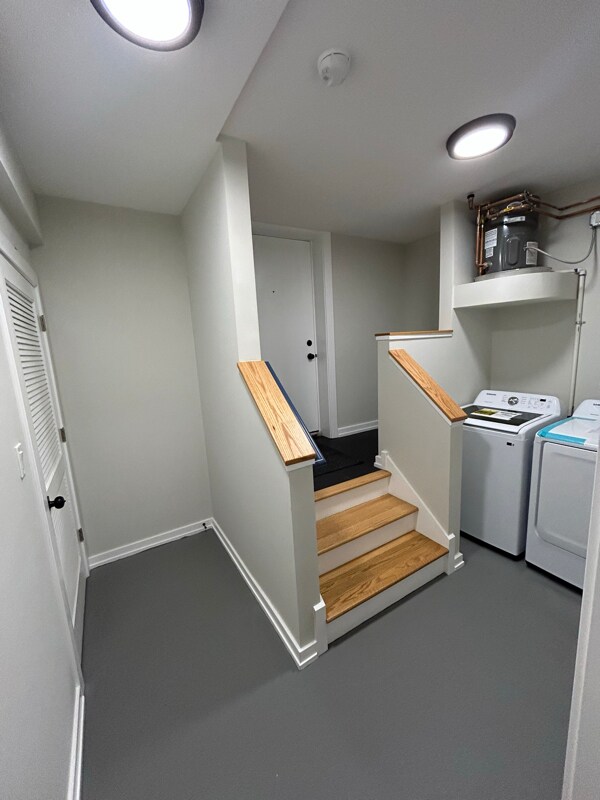 Building Photo - 1110 W Marquette Rd