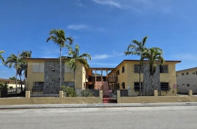 Building Photo - 47 NW 47th Ave