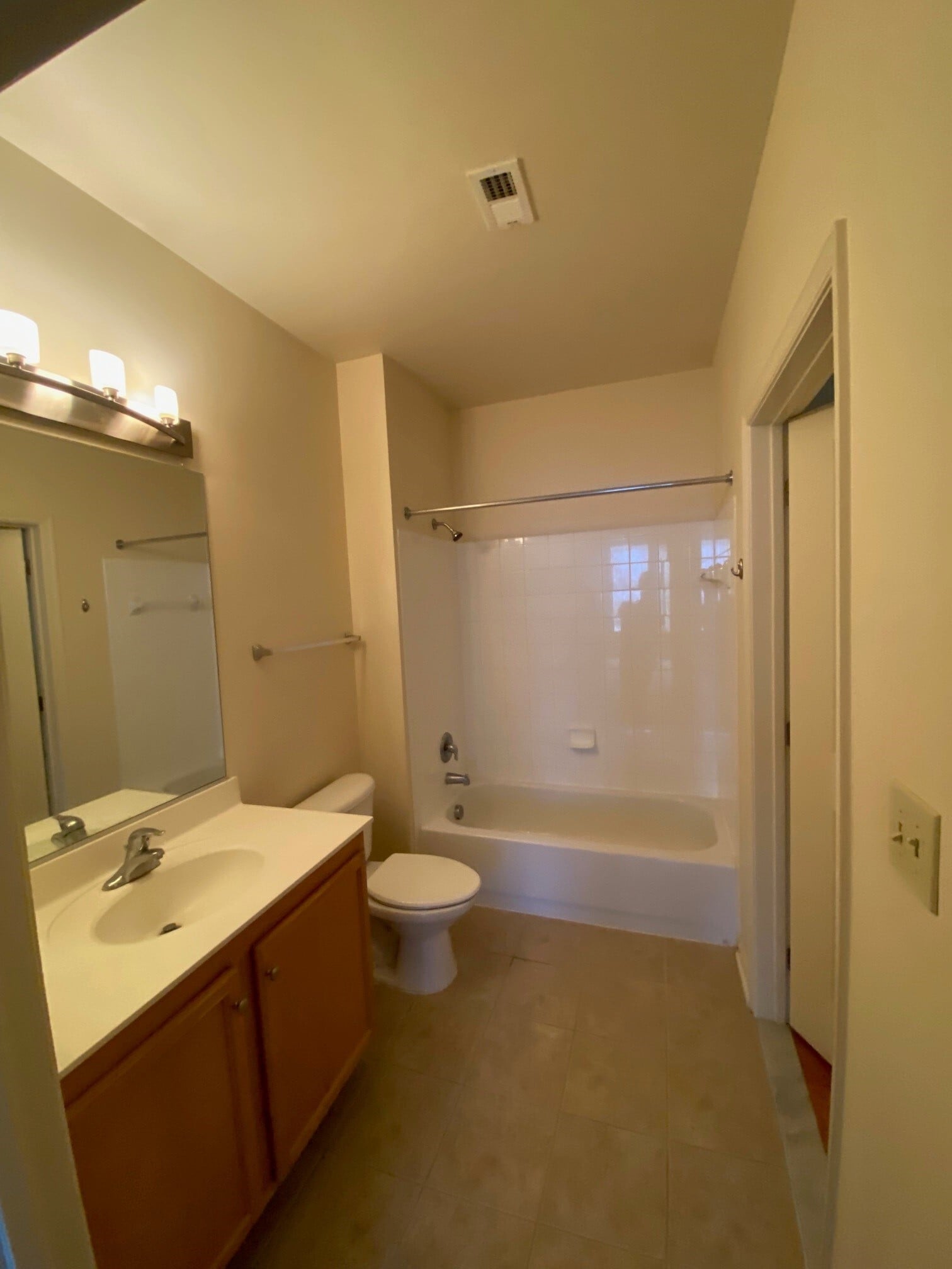 Building Photo - 2665 Prosperity Ave