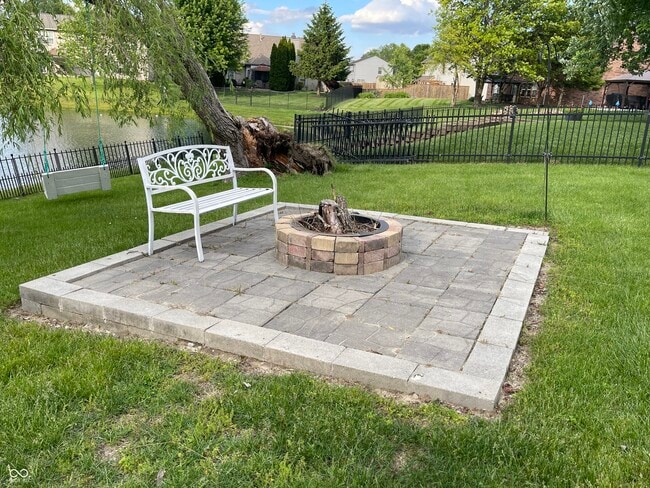 Building Photo - 1058 Sugar Maple Dr