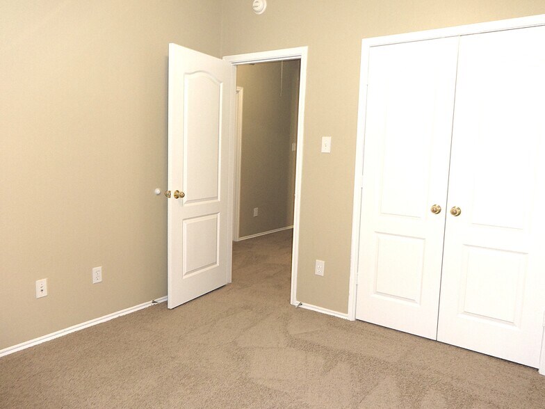 Building Photo - 3507 Cactus Creek Dr
