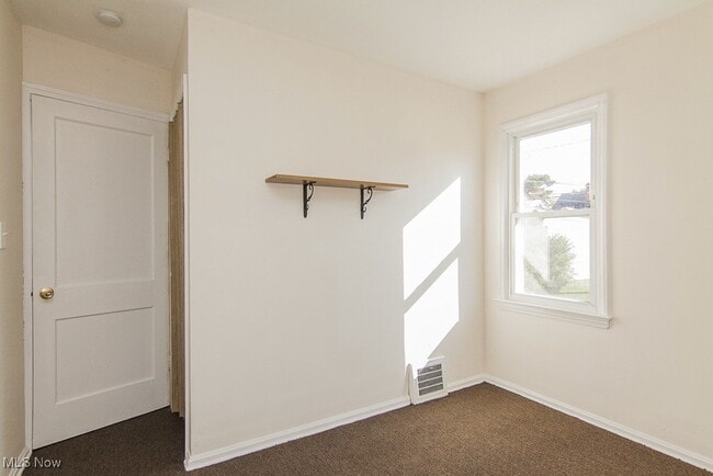 Building Photo - 15312 Benhoff Dr