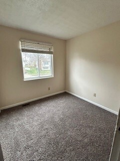 Building Photo - Now Leasing 3 Bedroom 1.5 Bath Located In ...