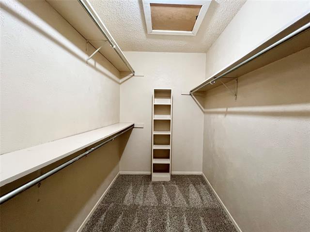 Building Photo - 2804 Canyon Dr