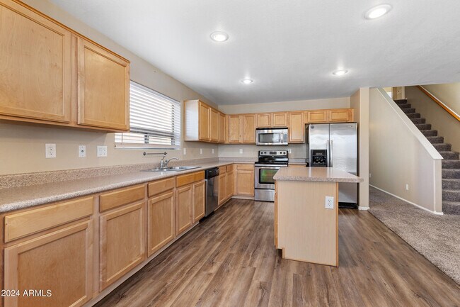Building Photo - 34994 N Barzona Trail
