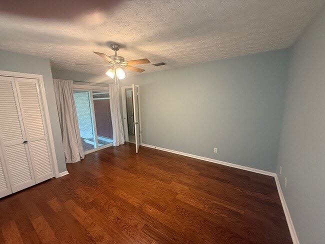 Building Photo - 2374 Stafford Dr