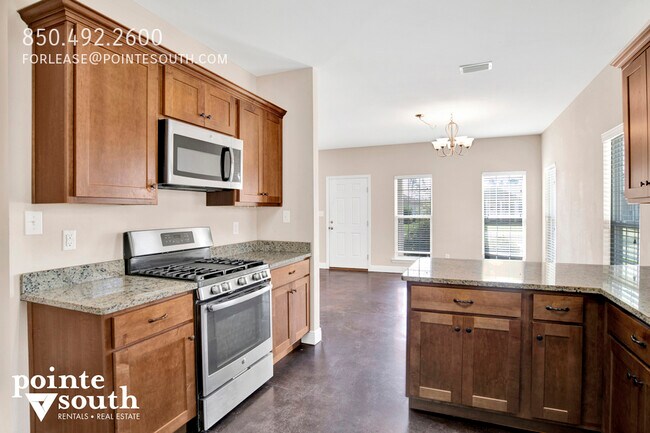 Building Photo - 12919B Churchill Dr