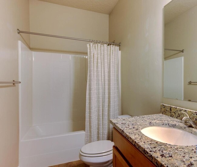 Building Photo - 5587 W Song Sparrow St