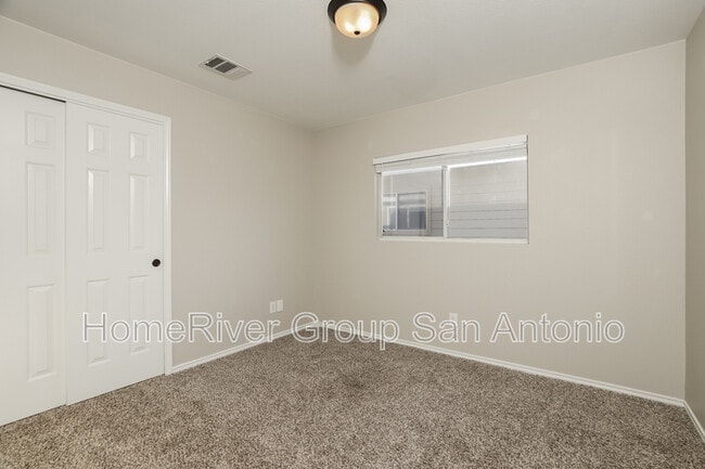 Building Photo - 12607 Avens Arbor