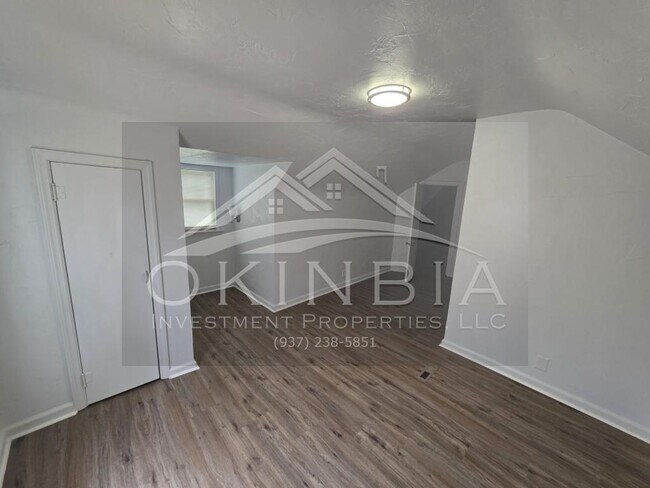 Building Photo - 1402 N Euclid Ave