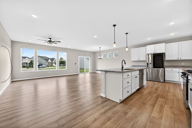 Building Photo - 138 Rhythm Point Dr