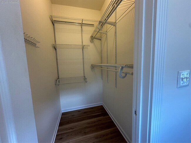 Building Photo - 133 High Point Cir