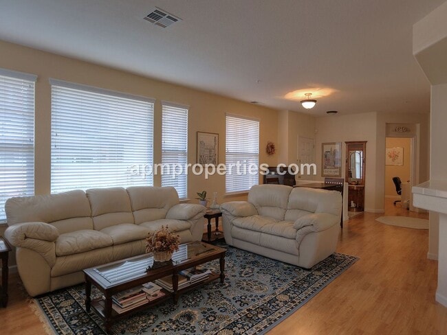 Building Photo - 3 br, 3 bath House - 1320 Sutter Creek Lane