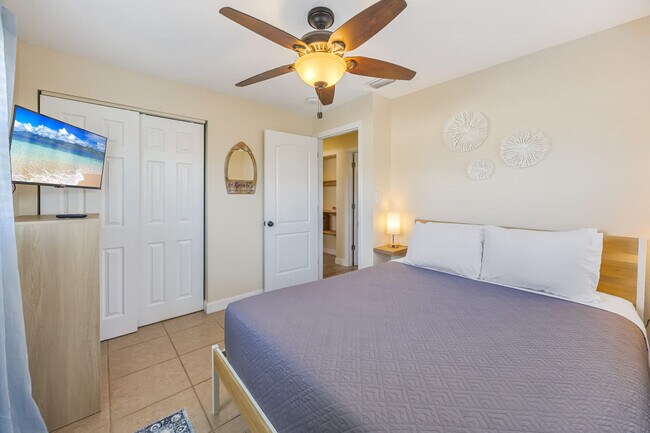 Building Photo - 1160 Altman Dr