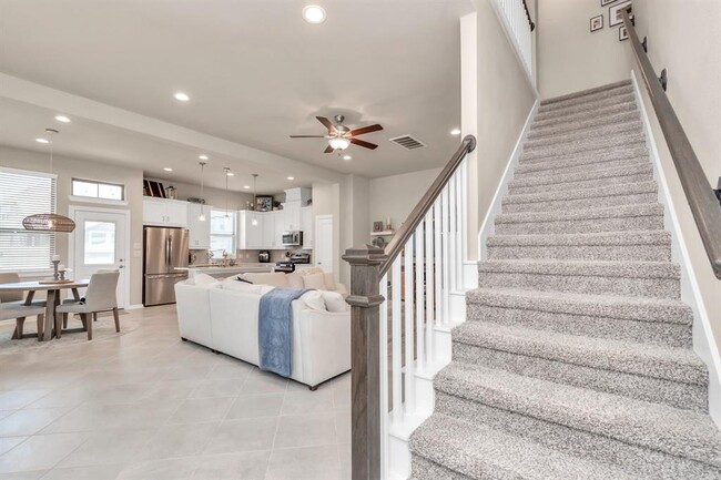 Building Photo - 9423 Starlight Oak Dr