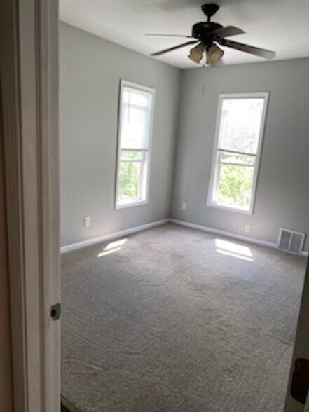 Bedroom3 - 2560 Dupont Avenue South