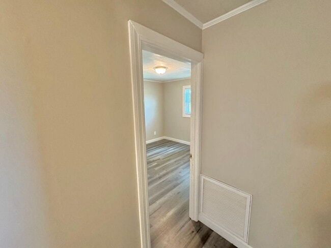 Building Photo - North Iredell - 3 Bedroom / 2 Bathroom