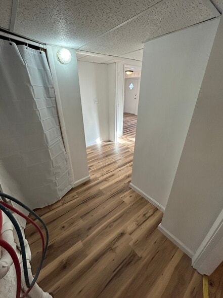 Building Photo - 515 W Vine St