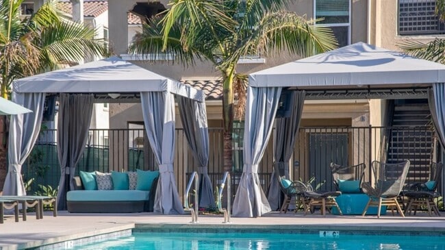 Building Photo - 12046 Clark St