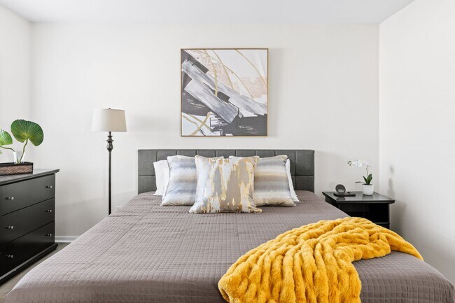 Building Photo - New Home in With Historic Charm in Coveted Garfield District