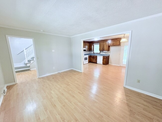 Building Photo - 114 Lynwood Ct
